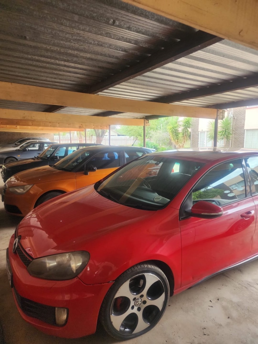 2 Bedroom Property for Sale in La Hoff North West